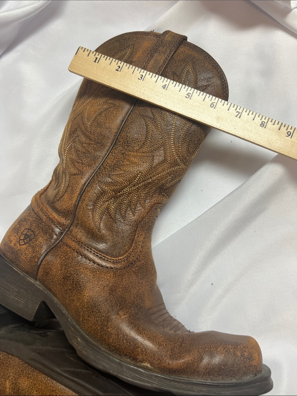 Ariat Brown Distressed Leather Cowboy Boots - Picture 7 of 10